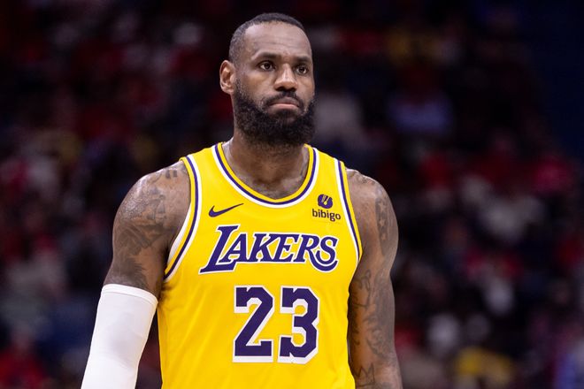 詹姆斯和里 詹姆斯和里